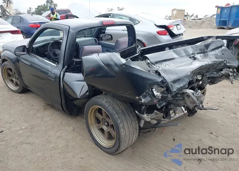 2000 Toyota Tacoma z USA, uszkodzony, nr VIN 4TANL42N3YZ648481